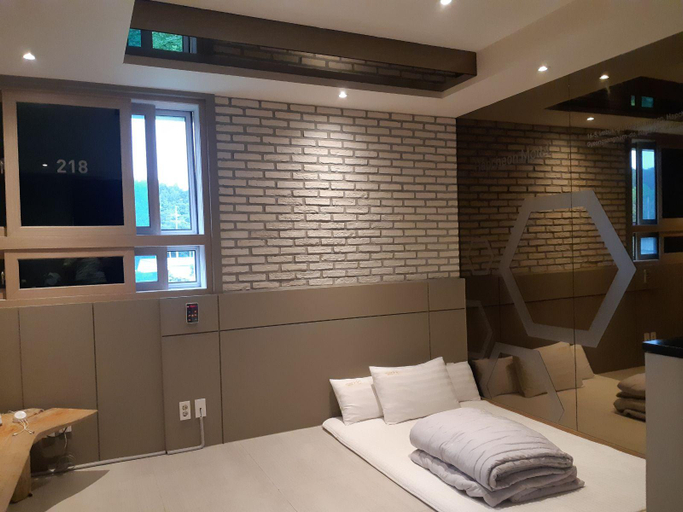 Bedroom 2, Hapcheon H.C. Hotel, Hapcheon