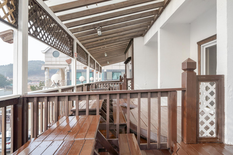 Others 5, Taean (Anmyeondo) Jungang Pension, Taean