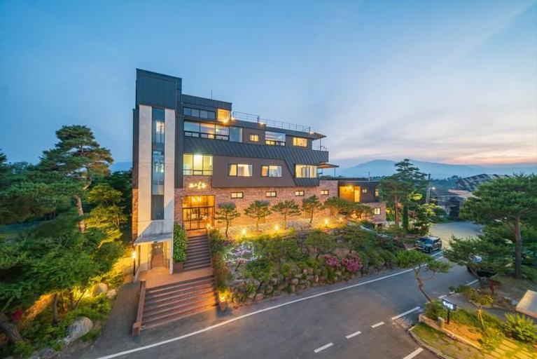 Exterior & Views, Goseong (Sokcho) Morning View Pension, Goseong