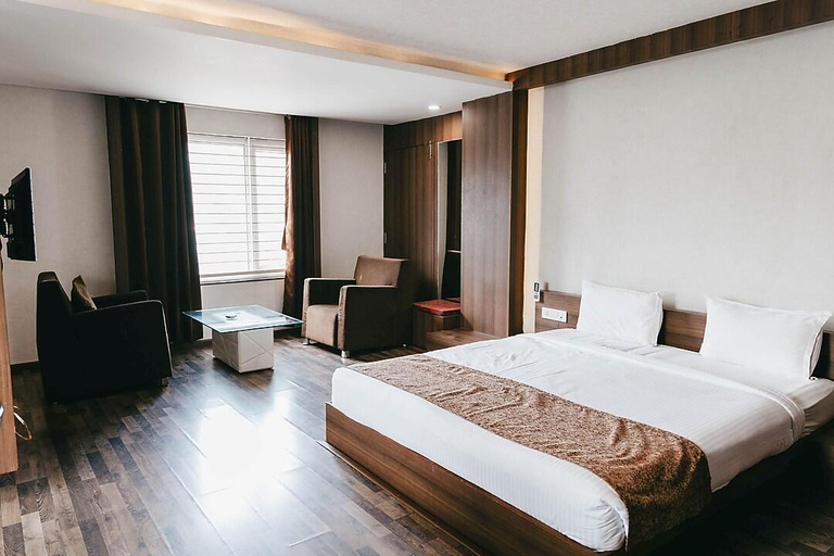 Bedroom 2, Hotel Swarnaa Paradise, Dharwad
