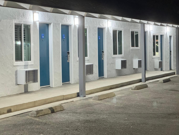 Exterior view 5, Angel Motel near Anaheim, Orange