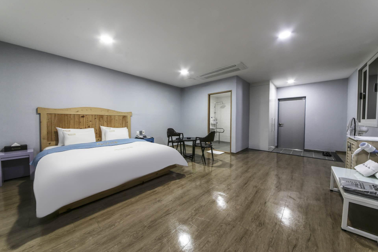 Bedroom 3, Yeosu San Self check-in Hotel, Yeosu