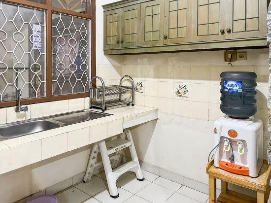 4, Large Villa Ciater 3BR near Sariater, Subang