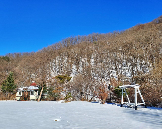 Others 4, Hwacheon Paprika Pension Red, Cheorwon
