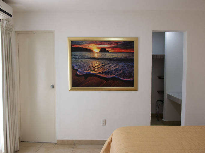 Bedroom 2, St George Hotel, Celaya
