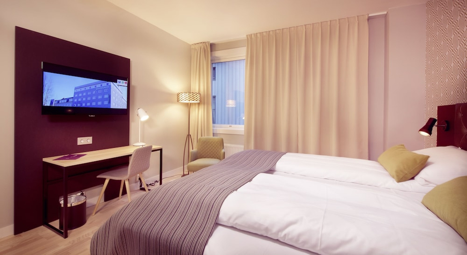Others 2, Home Hotel Astoria, Hamar