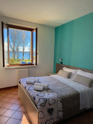 Bedroom 2, Residenza Bibiena - Lake View -, Mantua