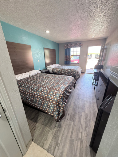 Bedroom 5, Relax Inn, Brazos