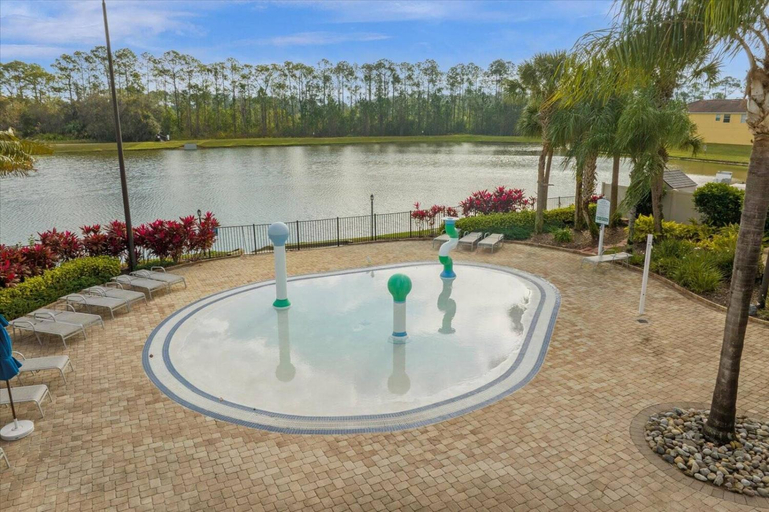 Sport & Beauty 2, Bedrooms  3 Bathrooms  Paradise Palms 8976 MP, Osceola