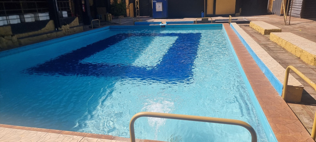 Pool 2, Ypane Residencial, Ypané