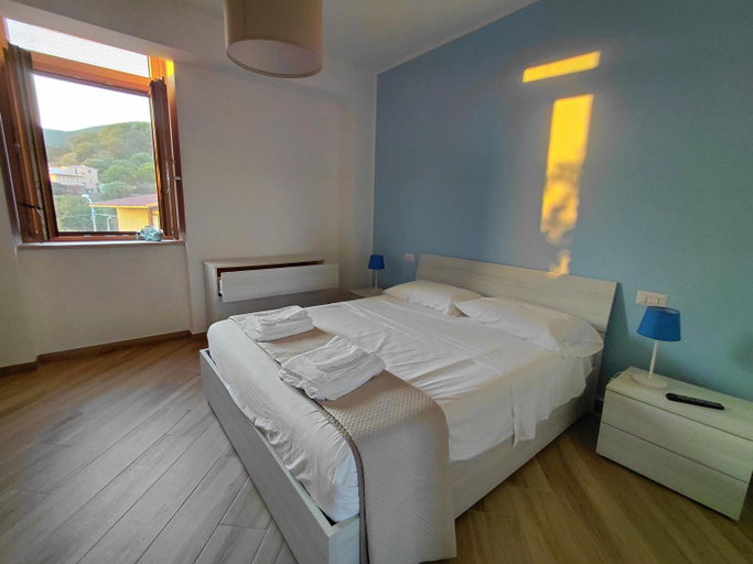Others 4, Il Borgo di Nonno Carlo, Salerno