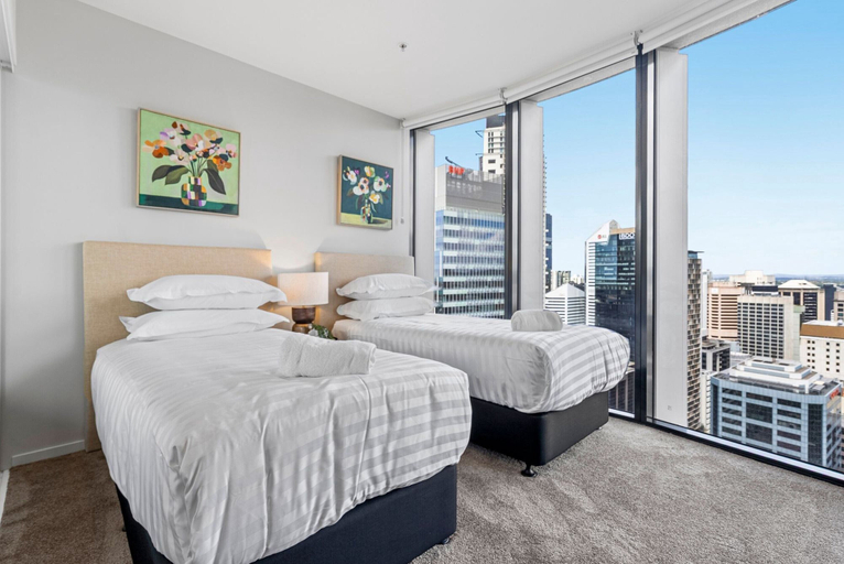 Room 2, Bright Apartment With Pool and Gym Access, Brisbane