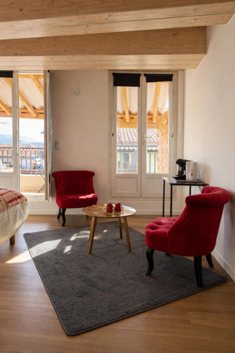 Others 3, les Chambres Tropeziennes, Var