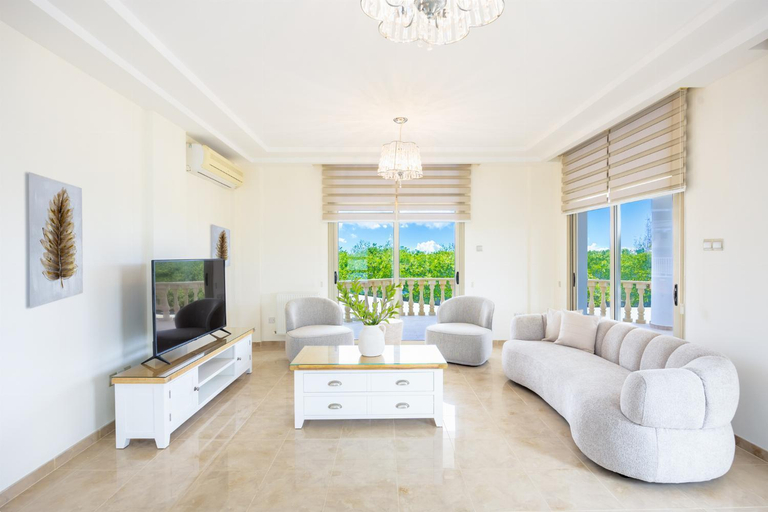 Facilities 4, Villa Lefkos