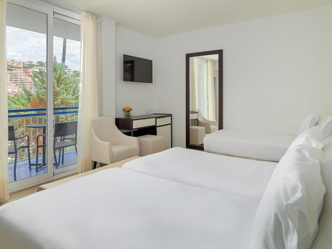 Bedroom 3, H10 Casa del Mar, Baleares
