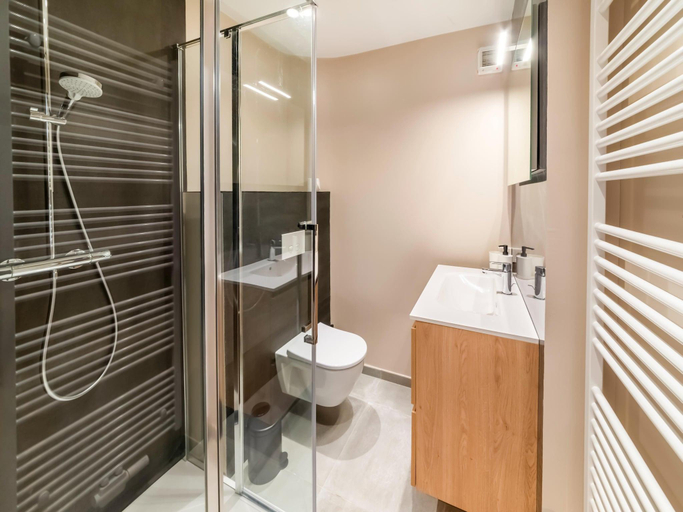 Bathroom 4, Luxury Villa in Sourbrodt, Liège