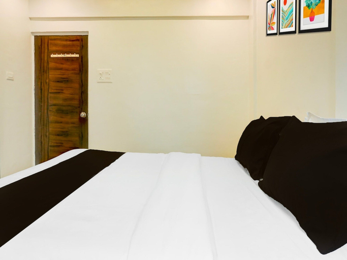 Room 2, Hotel O Laxman Nagar Baner, Pune