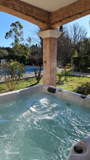 Sport & Beauty 4, O Jardin Secrets 83 - Love Room, Var