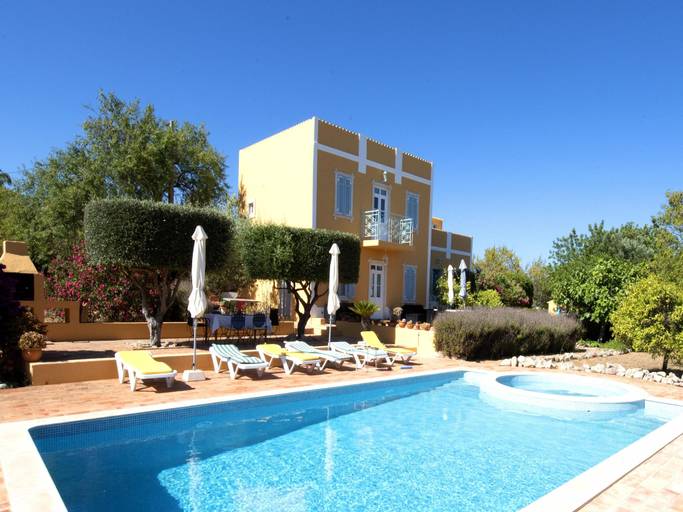 Sport & Beauty, Delightful, authentic Quinta with pool, Loulé