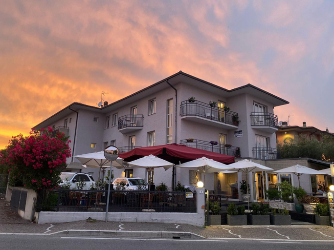 Exterior & Views 1, Hotel Marolda, Brescia
