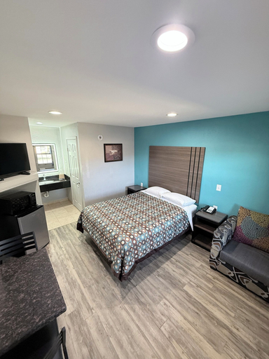 Bedroom 4, Relax Inn, Brazos