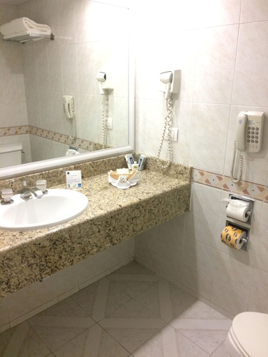 Bathroom 3, Hotel Mirage - Centro Historico de Queretaro, Querétaro