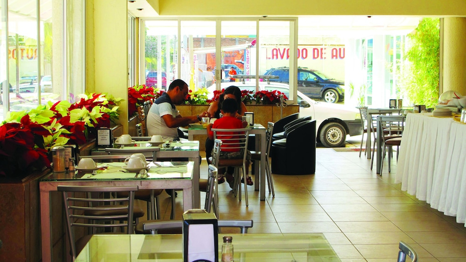 Food & Drinks 4, RS Suites Hotel, Tuxtla Gutiérrez