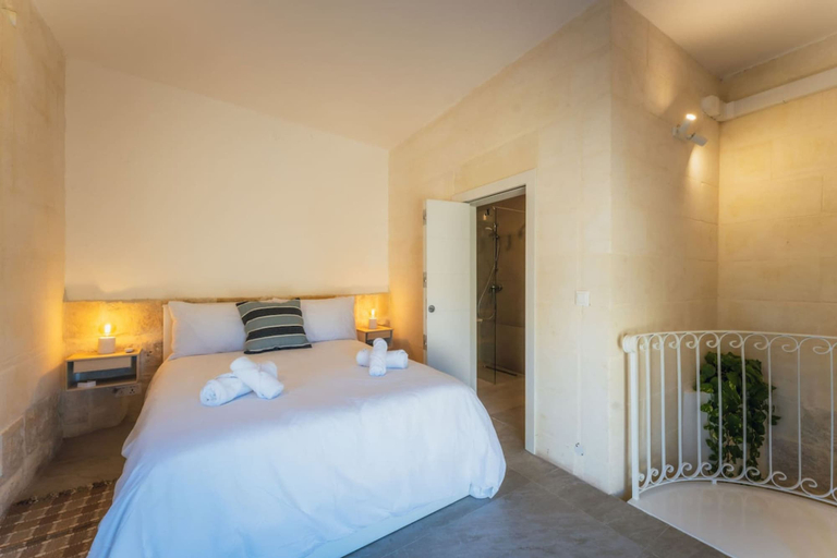 Room 2, Charming House of Character in Victoria Gozo