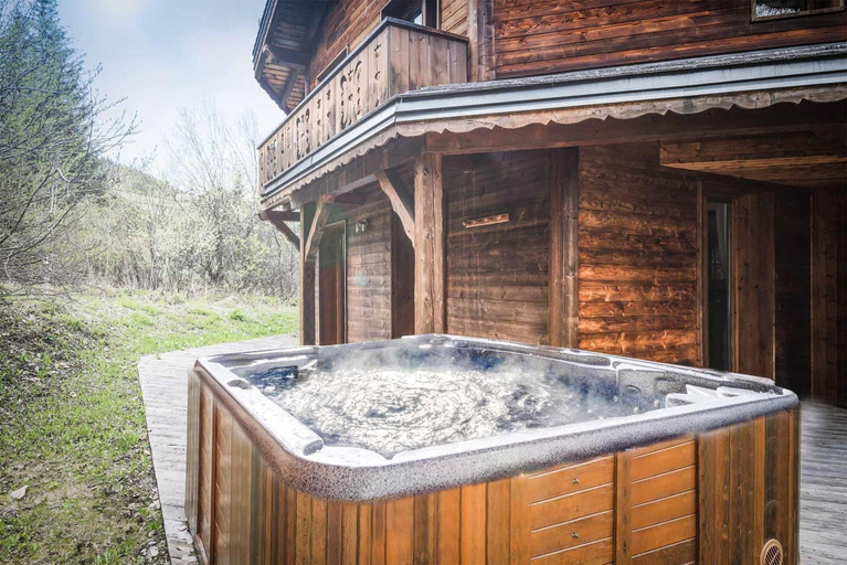 Spa treatment, Chalet in La Tania Near Ski Slopes, Savoie