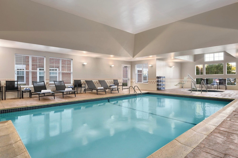 Sport & Beauty 5, Residence Inn by Marriott Newport/Middletown, Newport