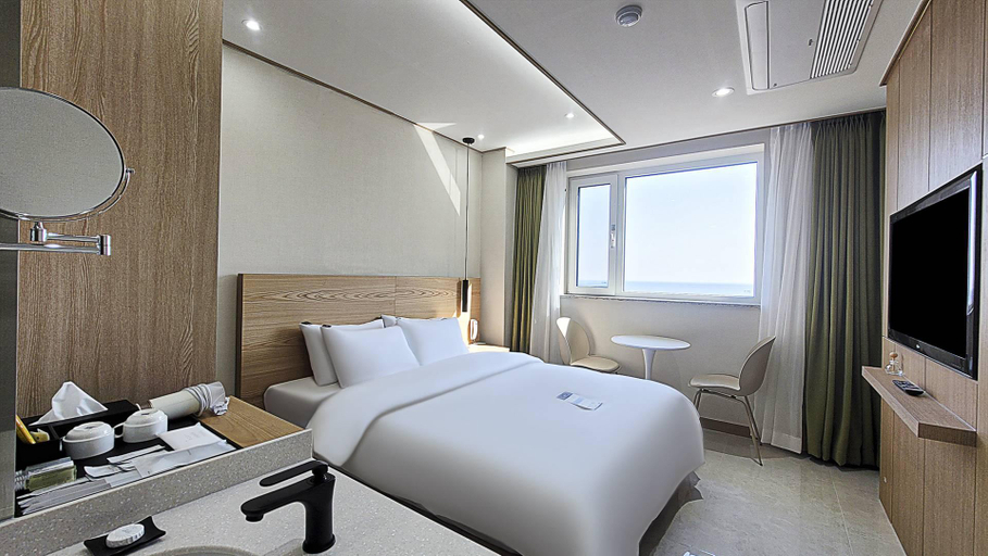 Bedroom 3, Yeongdeok Hotel Gloryel, Yeongdeok