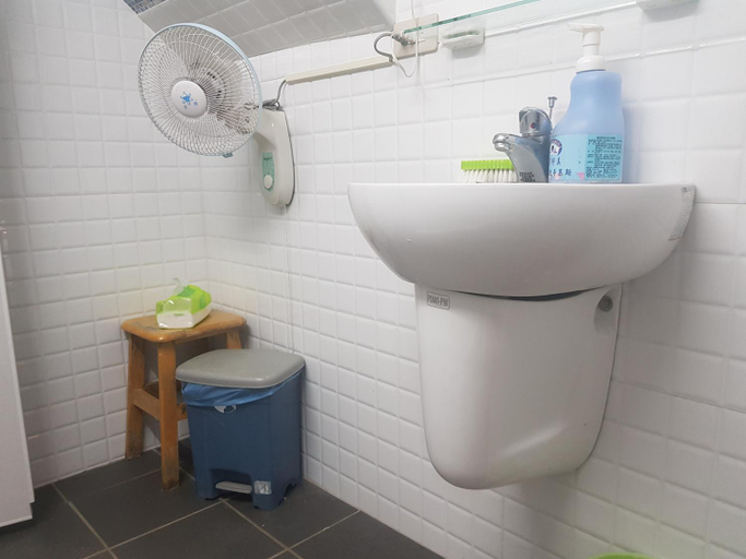 Bathroom 5, 背包客棧Backpackers Hostel, Pingtung