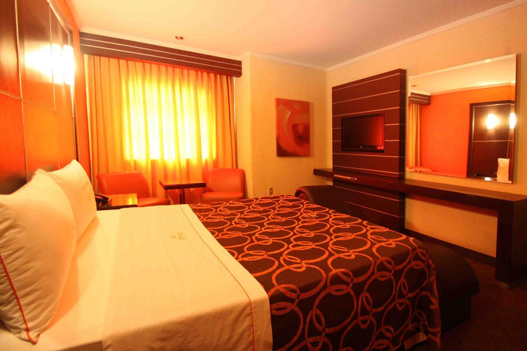 Bedroom 2, Motel Mirage, Guadalajara