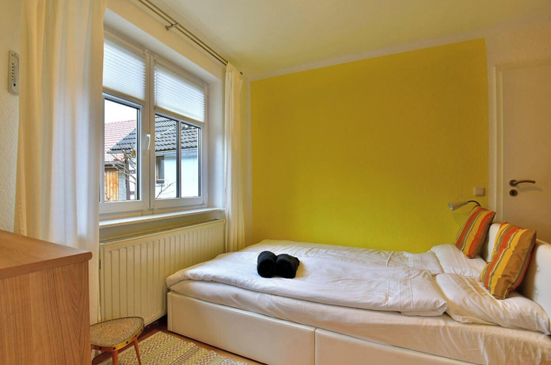 Room 3, Ferienwohnung im Erholungsort Suhl, Suhl