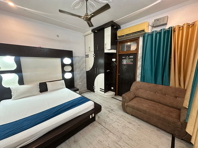 Room 5, Hotel Royal Haven, Lucknow