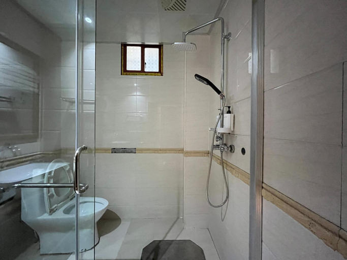 Bathroom 3, 燕栖居民宿凤凰古城店, Xiangxi Tujia and Miao