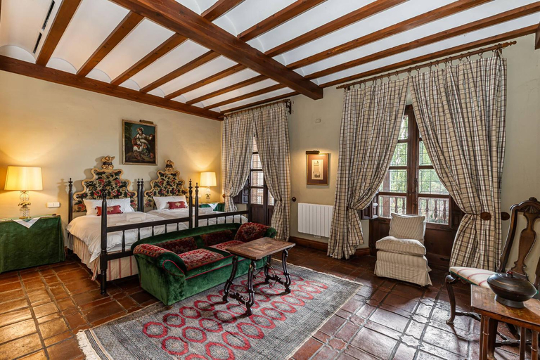Bedroom, Queens hotel Toledo, Toledo