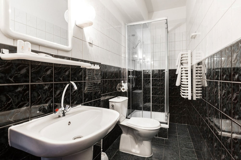 Bathroom 3, Hotel Helios, Tatra