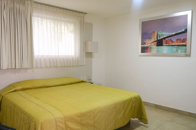 Others 3, ST GEORGE HOTEL, Celaya