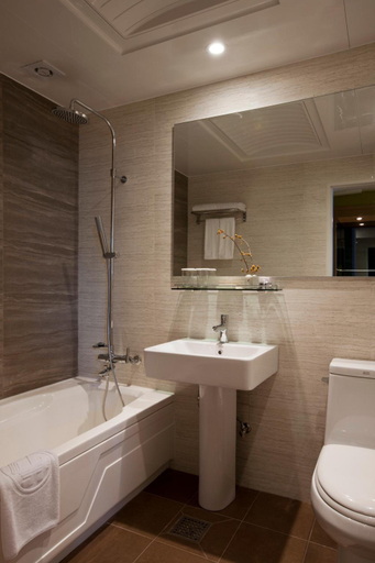 Bathroom 4, Central Tourist Hotel, Jongno
