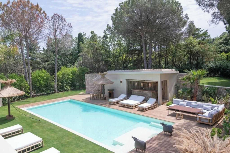 Pool 2, Prestige Villa a/c 12P With Pool & Lounge, Var