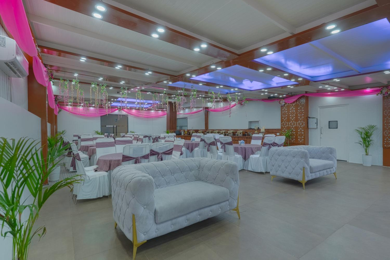 Food & Drinks 5, Hotel Granvia, Sahibzada Ajit Singh Nagar