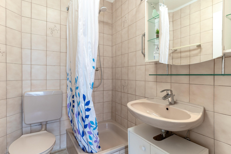 Bathroom 4, Ferienwohnung in Busum, Dithmarschen