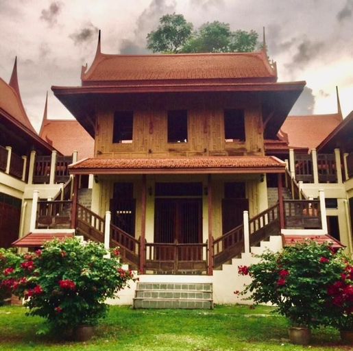 Exterior 5, Luang Chumni Village, Bang Pa-In