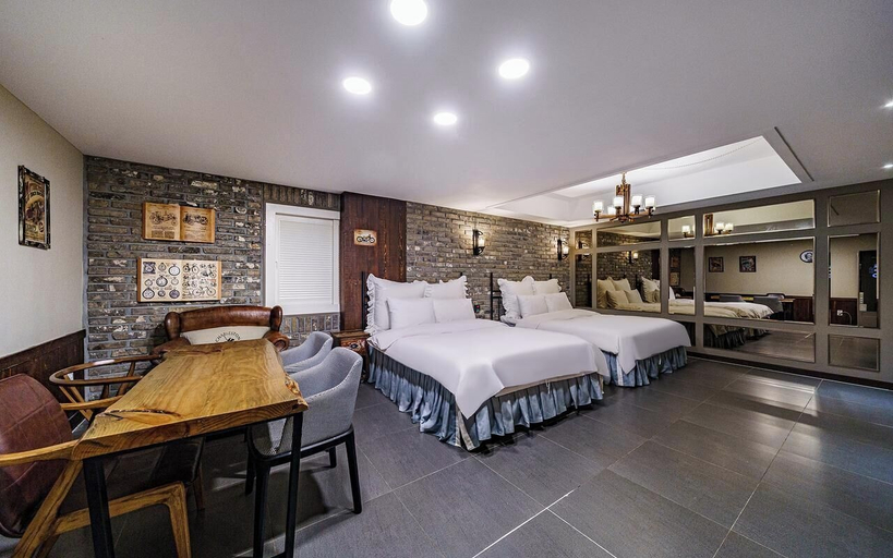 Bedroom 3, Brown Dot Daegu Exco, Buk