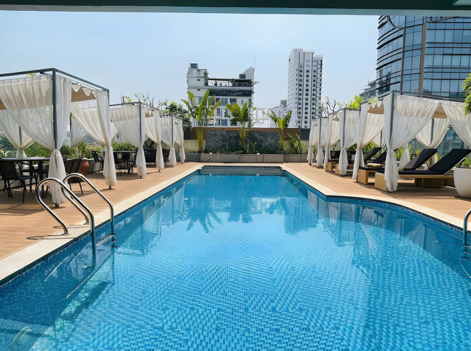 Sport & Beauty 2, Clover Hotel Monivong, Phnom Penh