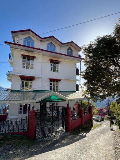 Exterior & Views 1, Stayenest Mashobra with Balcony View, Shimla