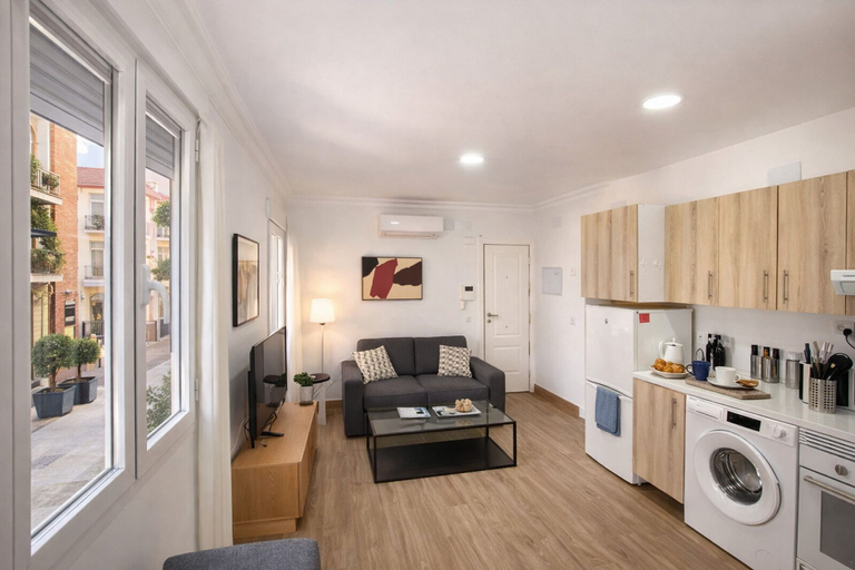 Room 5, Collection Madrid Rio Est Ndar 3 Personas, Madrid