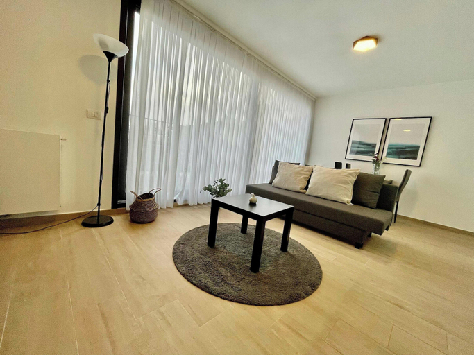 Living room 2, Chic Antwerp Oasis Near Diamond Hub, Antwerpen