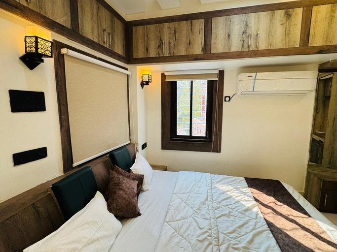 Room 2, Ramatva Stays, Varanasi